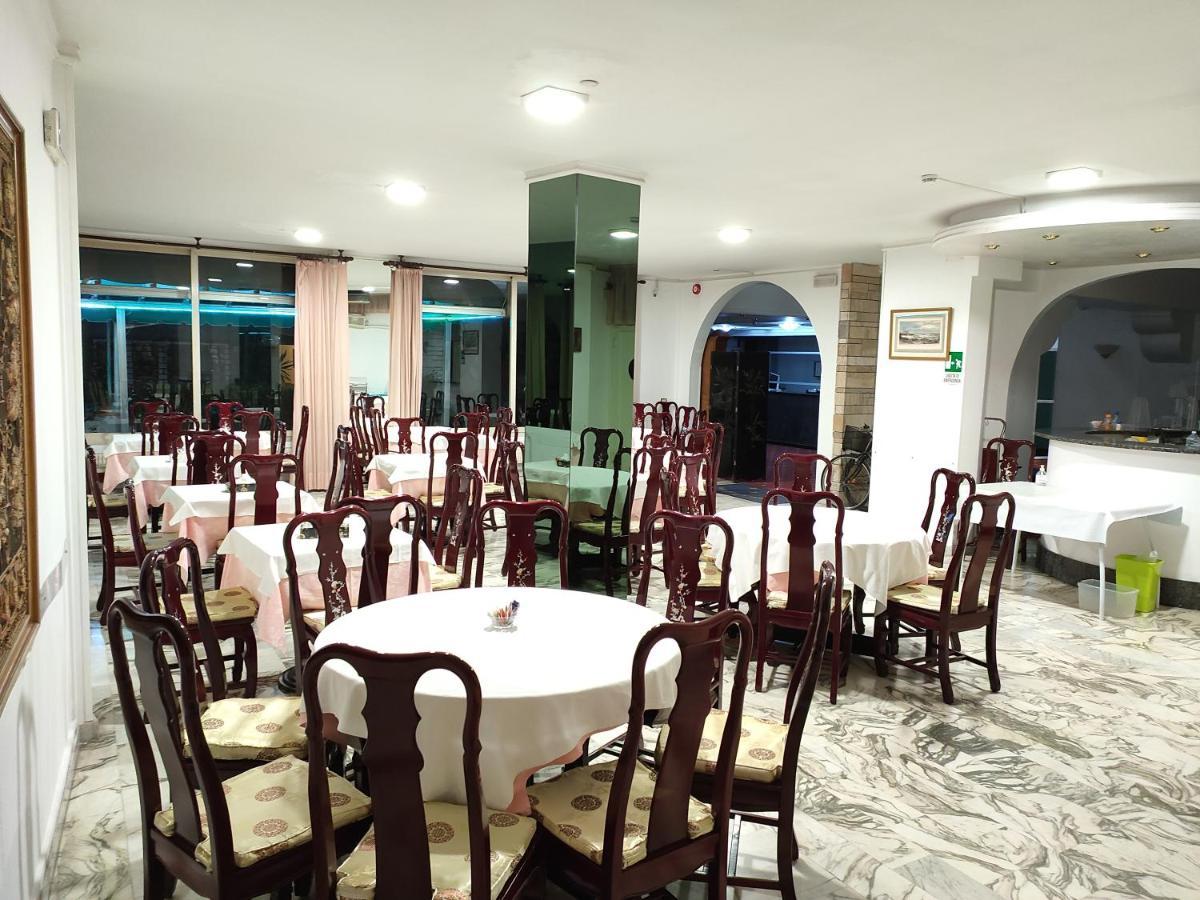 Hotel Sorriso Сан Ремо Екстериор снимка